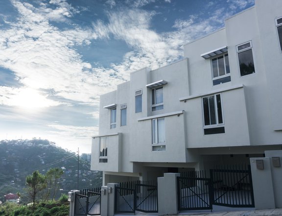 Stunning Home with Spectacular Cityscape and Mountain Views in Baguio