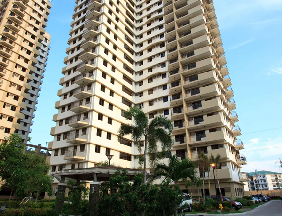 Resort-Inspired 2-Bedroom Condo Unit Cypress Towers in Taguig City, Just Minutes from SM Makati