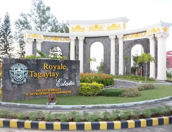 Lot for Sale at Royale Tagaytay Estates