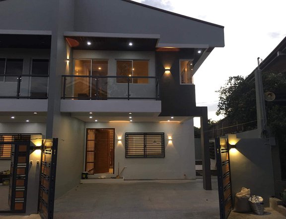 Brand New House and Lot in BF Resort, Las Pinas