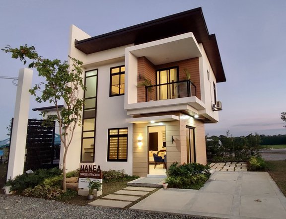 3-bedroom Single Attached House For Sale in Magalang Pampanga