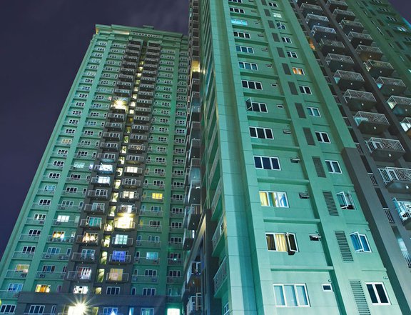 For Sale 1BR w/ Maids Quarter Condo Units In Malamig Mandaluyong City