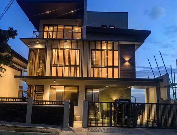 Ready for occupancy furnished 4-bedroom single detached house for sale in Talisay Cebu