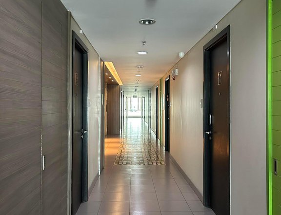 RFO 38.00 sqm 5-bedroom Condo Rent-to-own in Makati Metro Manila