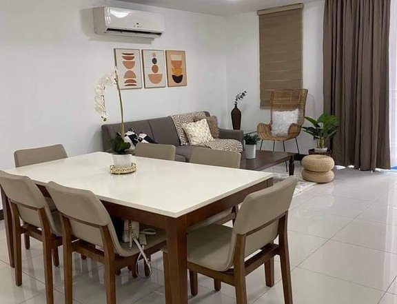 3 bedroom unit with parking condo for sale in Three Central Makati