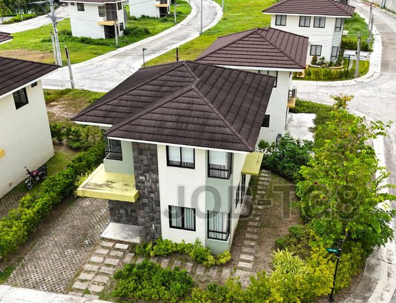 3 bedroom House and lot for sale Vermosa Cavite