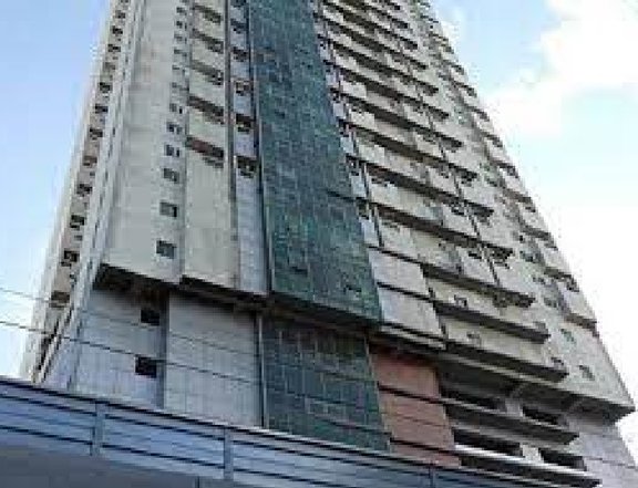 Foreclosed Condo in Victoria de Manila Loft Unit Taft Ave 2BR UBelt