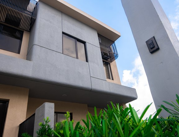 RFO 3-bedroom Townhouse For Sale in Rodriguez (Montalban) Rizal