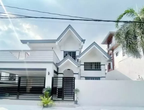 4-bedroom Single Attached House For Sale in Cainta Rizal