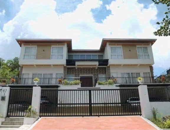 Stylishly Designed House for sale in valley golf, Antipolo City