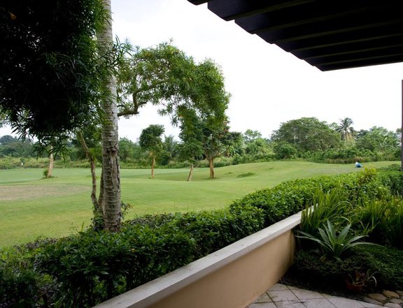 3 bedroom Golf Property House and Lot for RENT in Silang near Tagaytay