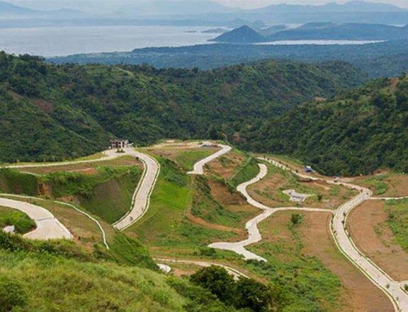 Tagaytay Lot for Sale at Twin Lakes