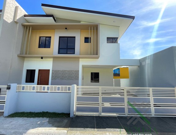 4-bedroom Single Attached House For Sale in Dasmariñas Cavite near SM