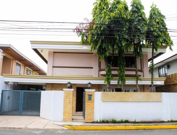 Magallanes Village, Makati City House for Rent!