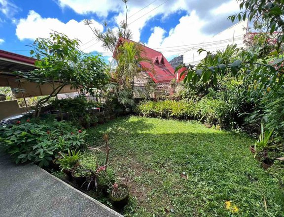 titled 4 1/2 room 2 bedrooms garden garage dirty kitchen extra build for driver and maids