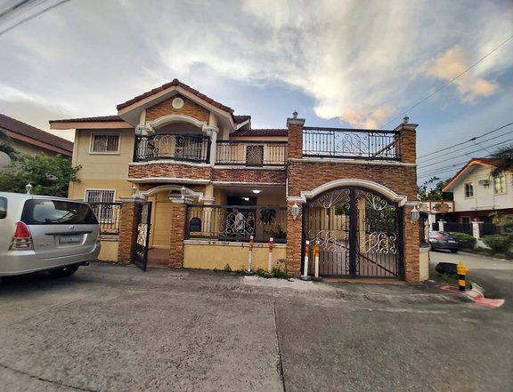 Corner lot House for Sale in Avida Sta Catalina Residences Dasmarinas Cavite