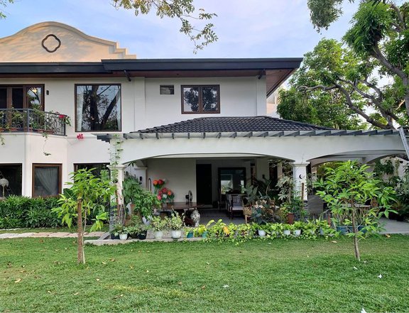 Bungalow for Sale in Alabang Hills Village Muntinlupa City