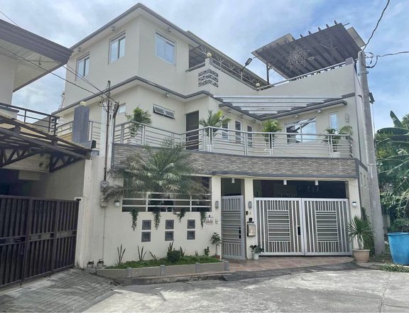 3-storey Solar Powered House for Sale in Royale Estates Las Pinas City