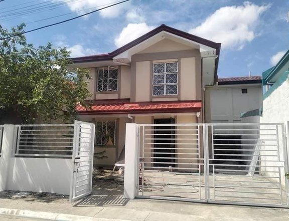 House for Sale in PTC South Carsadang Bago Imus Cavite