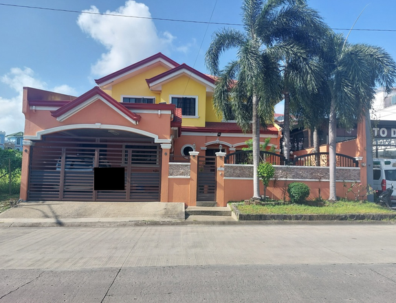 House for Sale in BF Resort Village Las Pinas City