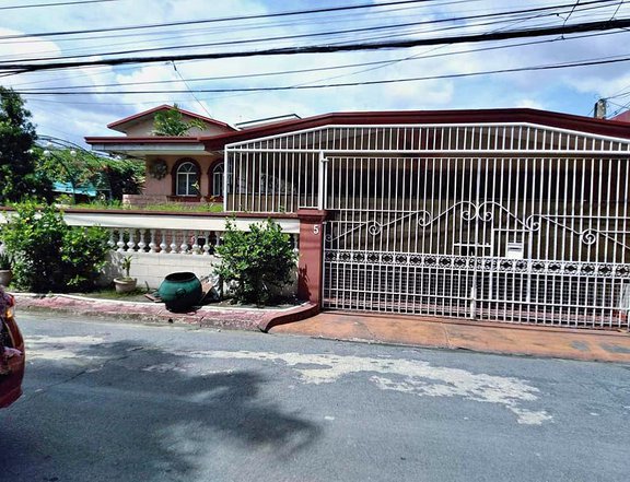 248sqm Bungalow for Sale in Gatchalian Subd Las Pinas City