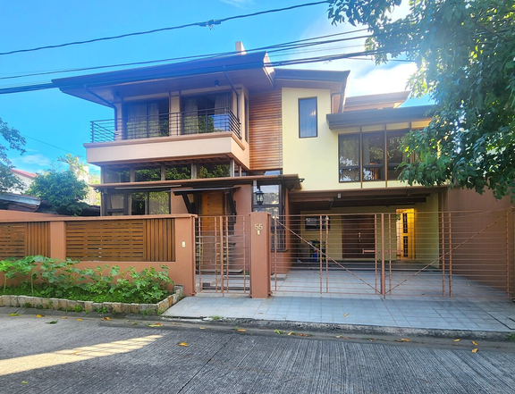 House for Sale in BF Homes Paranaque City