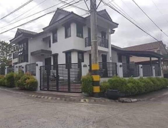 Corner lot House for Sale in Avida Santa Catalina Dasmarinas Cavite