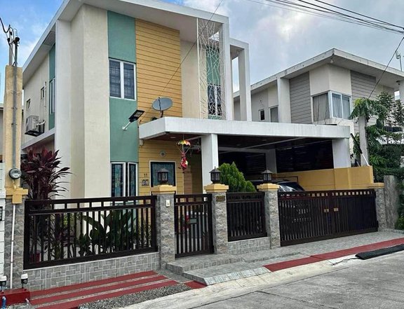 House for Sale in Soluna Exec Village Molino Blvd Bacoor Cavite