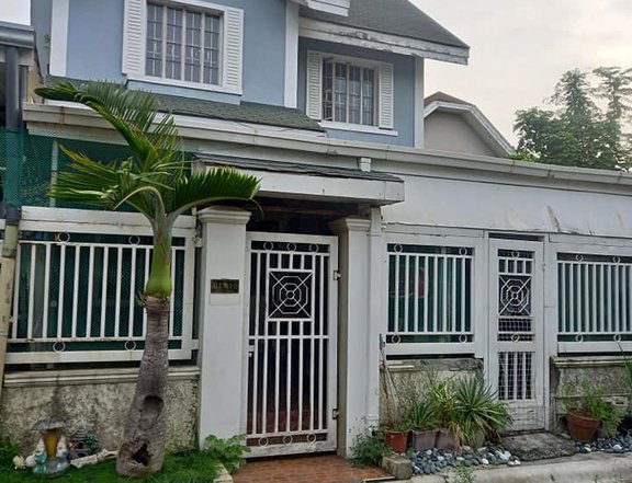 House for Sale in Bel-Air Sta Rosa Laguna