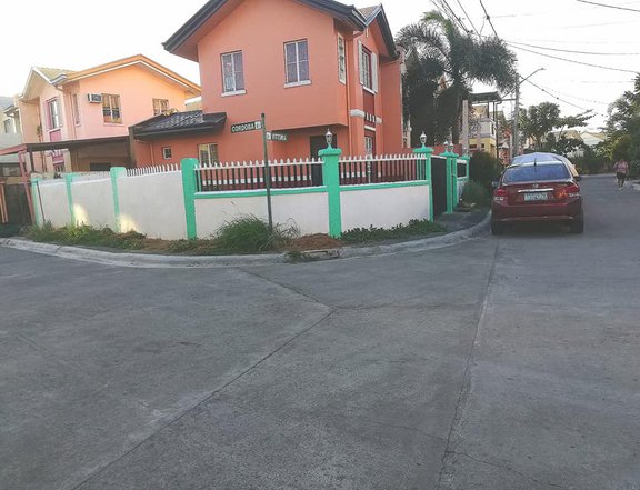 Corner lot House for Sale in Camella Cerritos Heights Daang-Hari Molino Bacoor Cavite