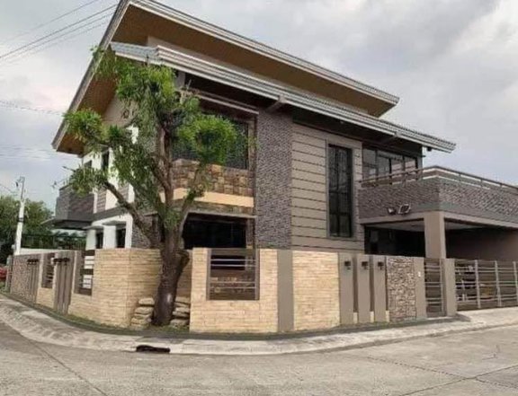 Brand new Corner lot Hose for Sale in Villa Anthurium Sta Rosa Laguna