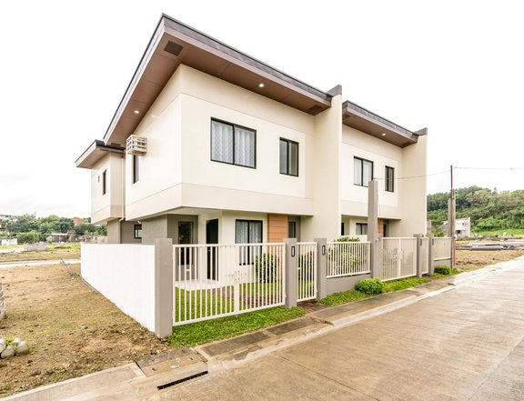 Preselling 2 Bedroom Single attaached for sale at San Pedro, Laguna