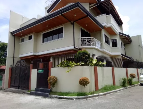 5-Bedroom Semi-Furnished House and Lot for Sale in Fairview Subdivision, Talisay City