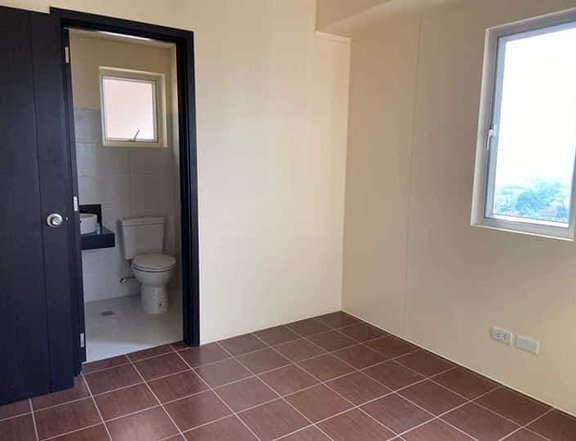 Ready For Occupancy 3-bedroom Residential Condo in Pasig Rent-to-own in Pasig The Rochester Garden