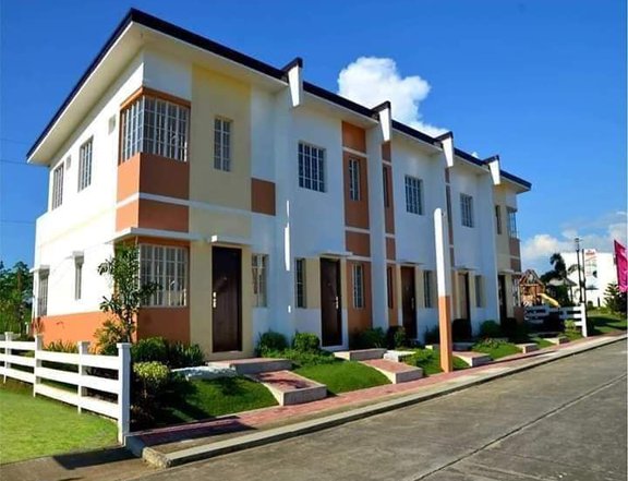 Giselle TownHouse  end unit In Heritage Homes Marilao