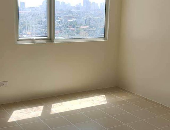 1br with balcony rfo rent to own near San Juan , Cubao and PUP