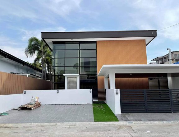 Brandnew Modern House For Sale in BF Homes Parañaque