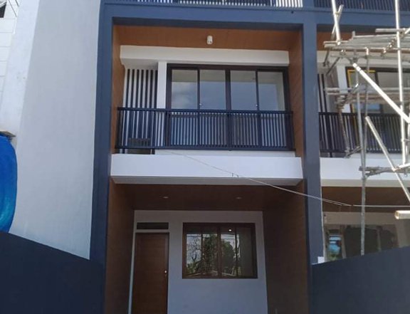 RFO 4-bedroom Townhouse For Sale in Las Pinas