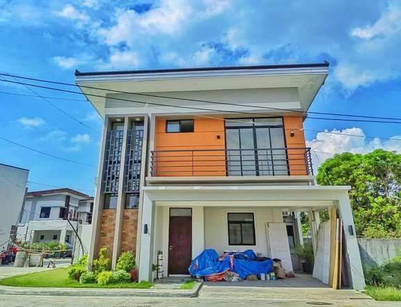 4-bedroom Single Detached House For Sale in Talisay Cebu