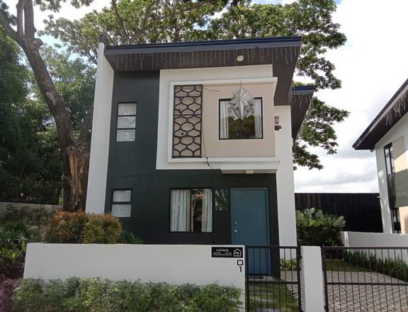 Brand New House and lot in Tanza near SM and Robinsons mall Trece