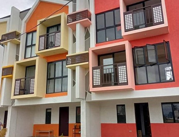 Discounted 3-bedroom House Rent-to-own in Biñan Laguna