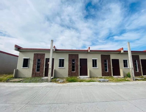 1-bedroom Rowhouse For Sale in Tanza Cavite