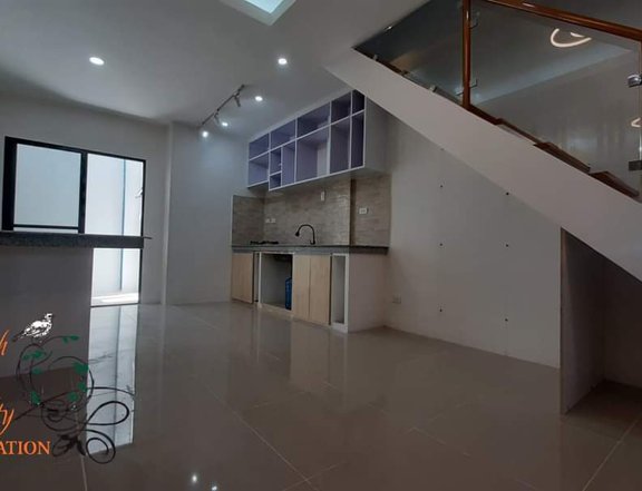 Complete Finish 3 Bedrooms Townhouse,Modern Design in Las pinas