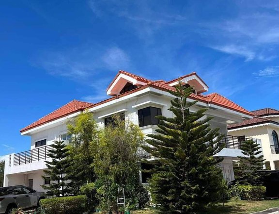 7-bedroom Single Detached House For Sale in Las Piñas Metro Manila