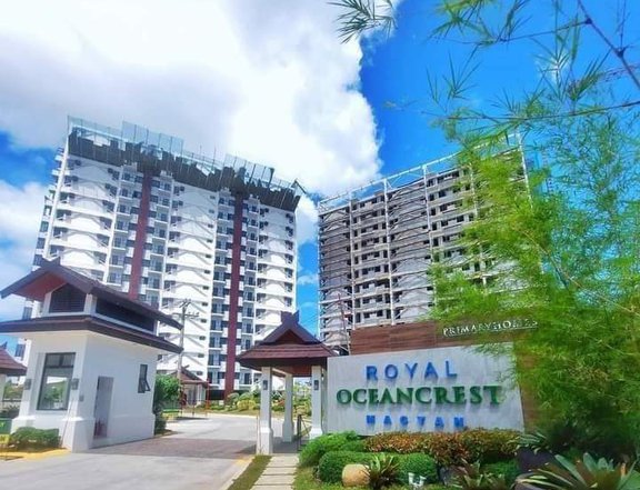 Condominium, type Resort type living here in Royal Ocean Crest Mactan