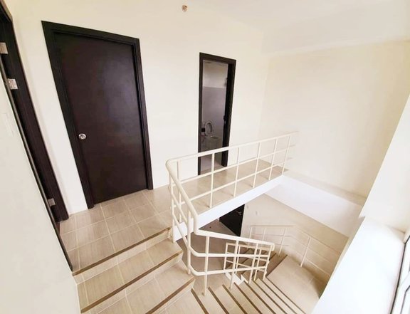 Ortigas-Pasig condo for sale/Rent to own 3Bedroom Penthouse-Bilevel near C5,Eastwood,BGC,Megamall