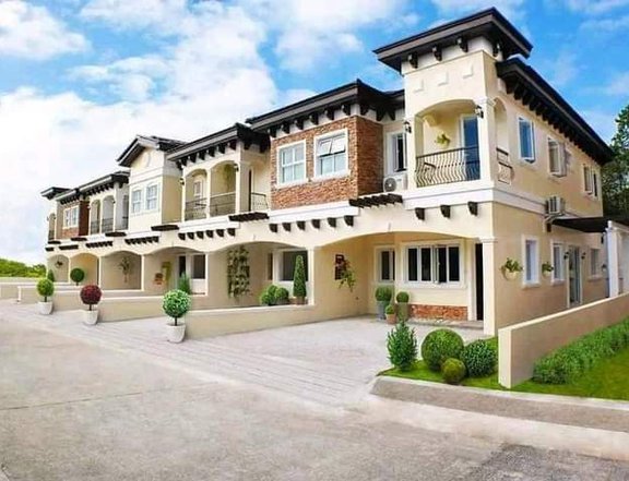 4-bedroom Townhouse For Sale in Alabang Muntinlupa Metro Manila