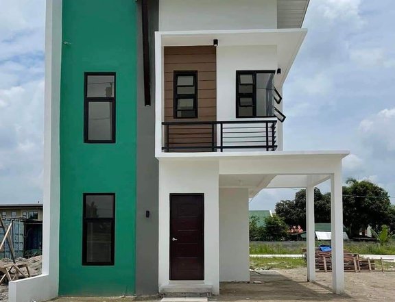 2 STOREY SINGLE ATTACHED HOUSE AND LOT FOR SALE