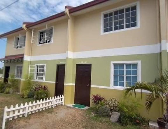 Townhouse, 2 Bedroom 1 Toilet and bath for Sale on san Fernando