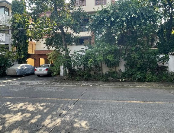 9-bedroom Single Detached House For Sale in Quezon City / QC